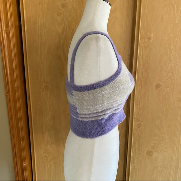 Papermoon • Fuzzy Purple & White Knit Cropped Sweater Tank - Picture 5 of 11